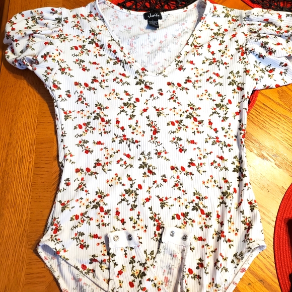 Body suite - Picture 3 of 6